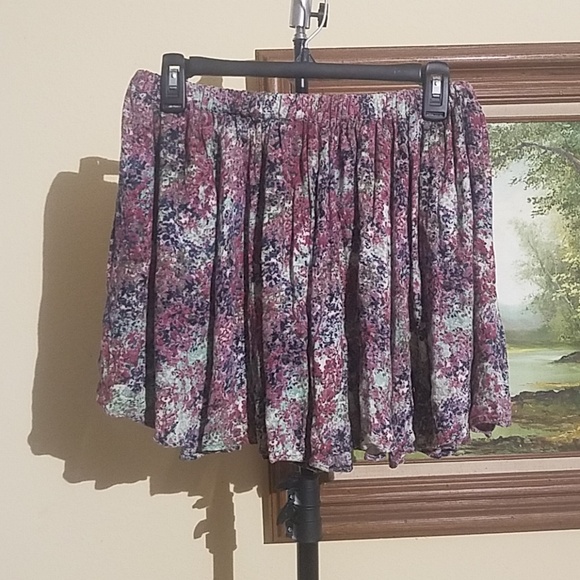 Kimchi Blue Dresses & Skirts - Kim chi Blue Floral Design skirt C20